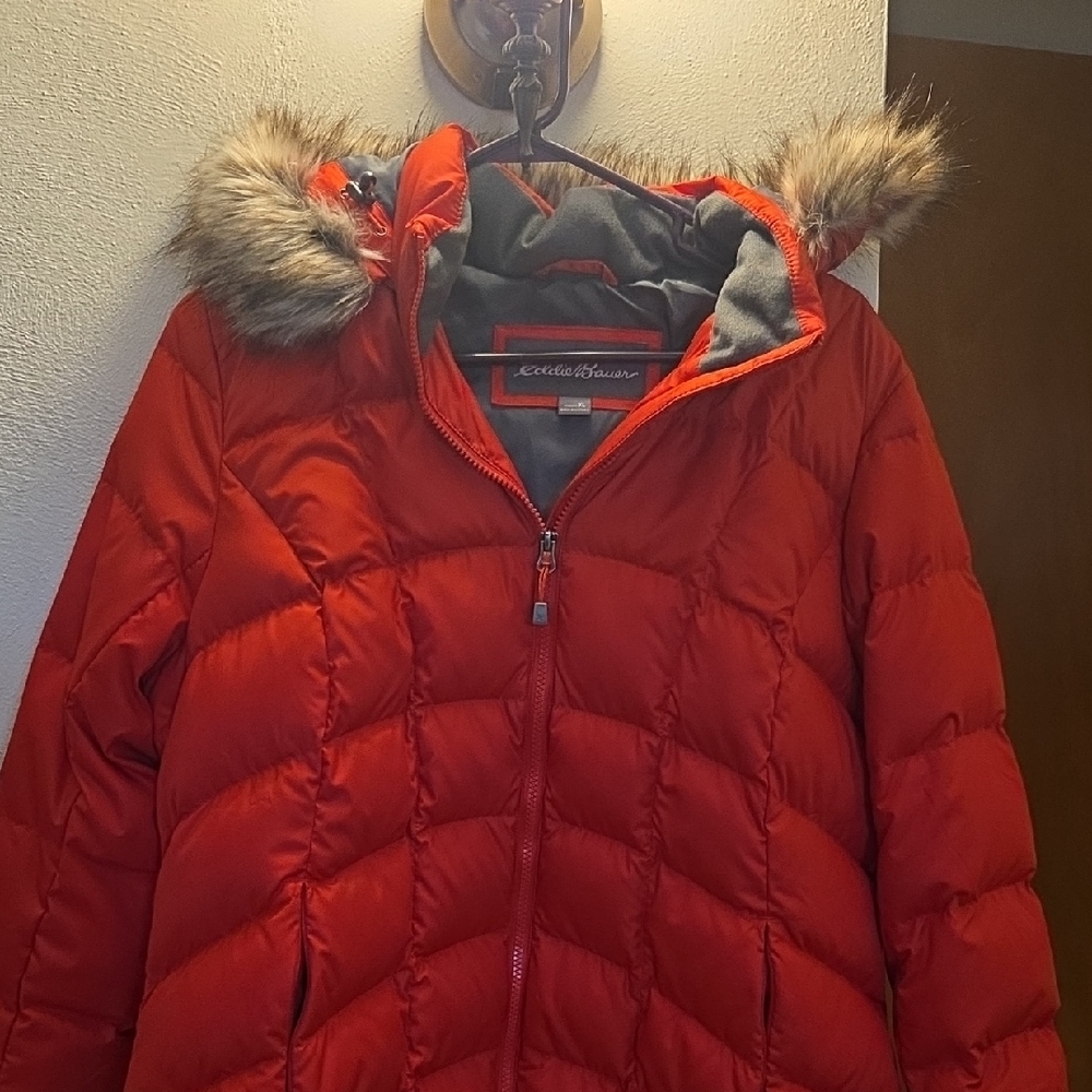 Eddie Bauer Women's Vibrant Red Puffer Coat with Faux Fur Trim